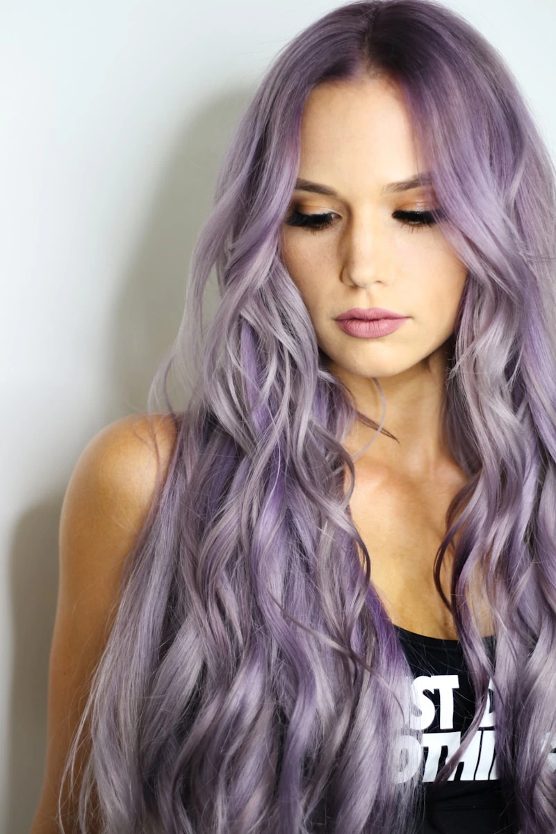 Hairdresser applying balayage